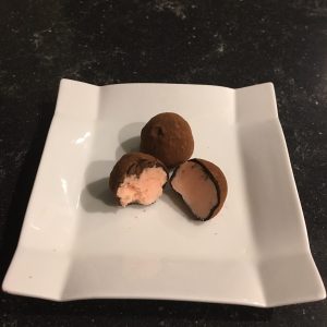 Geboorte slagroomtruffels roze 27 stuks