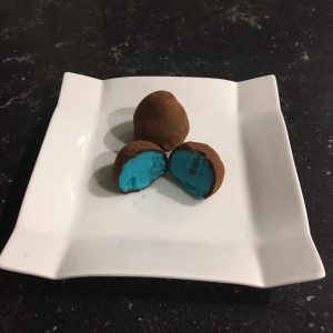 Geboorte slagroomtruffels blauw 27 stuks