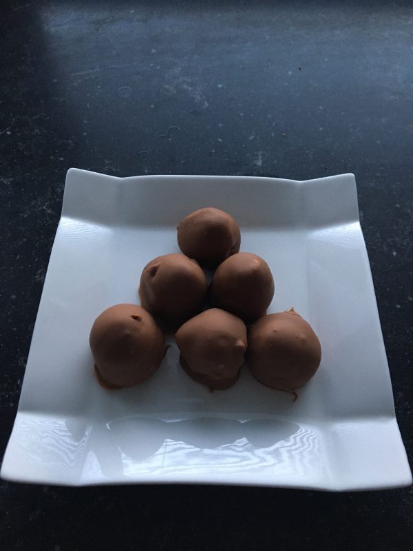 Slagroom truffels met karamel chocolade 18 stuks